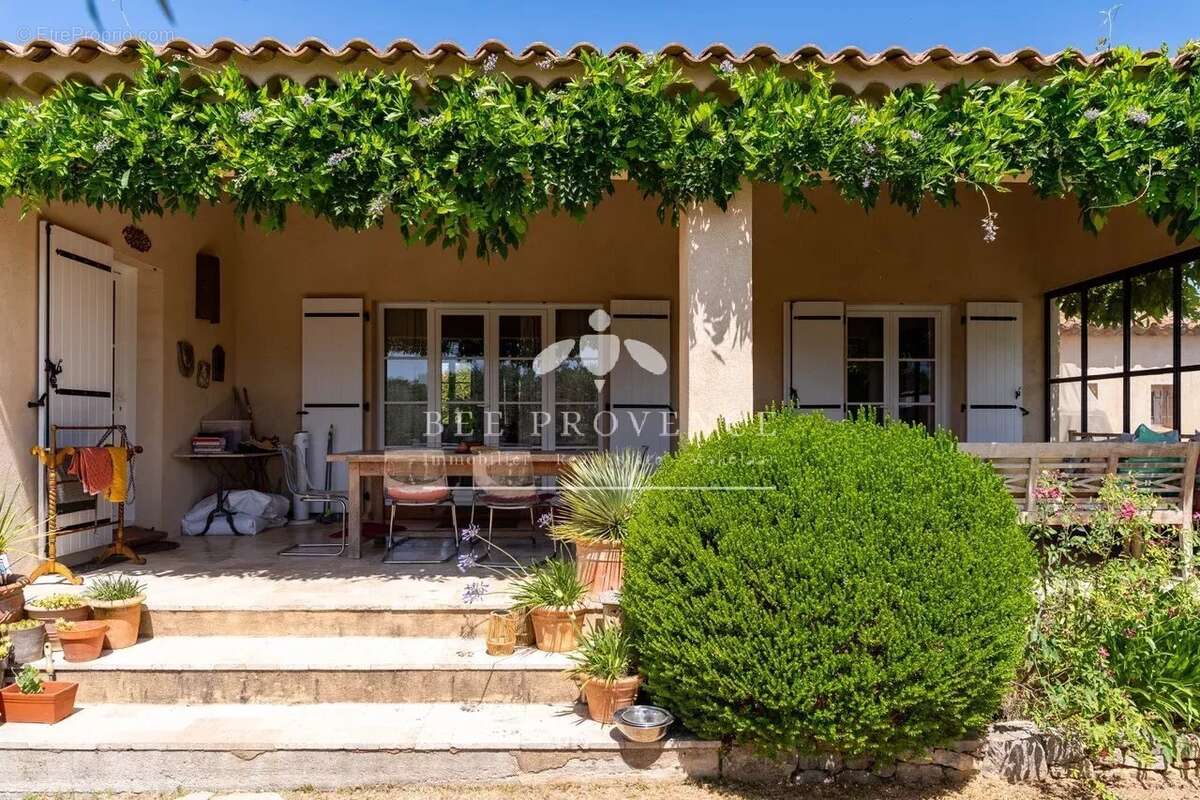 Maison de caractère avec piscine et maison d'amis, au calme - photo 3