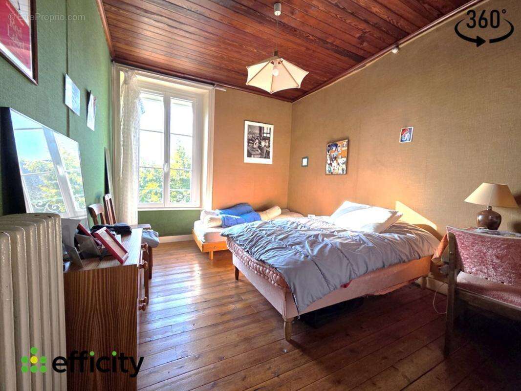 Maison à SAINT-PIERRE-DE-PLESGUEN