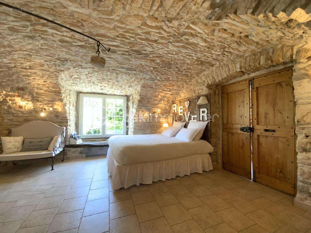 Propriété de caractère aux portes d’Uzès - photo 9