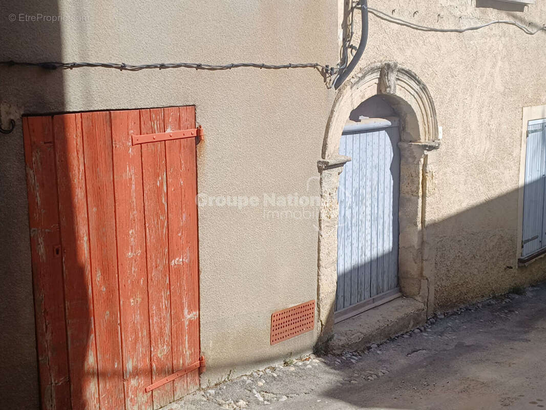Maison à VALENSOLE