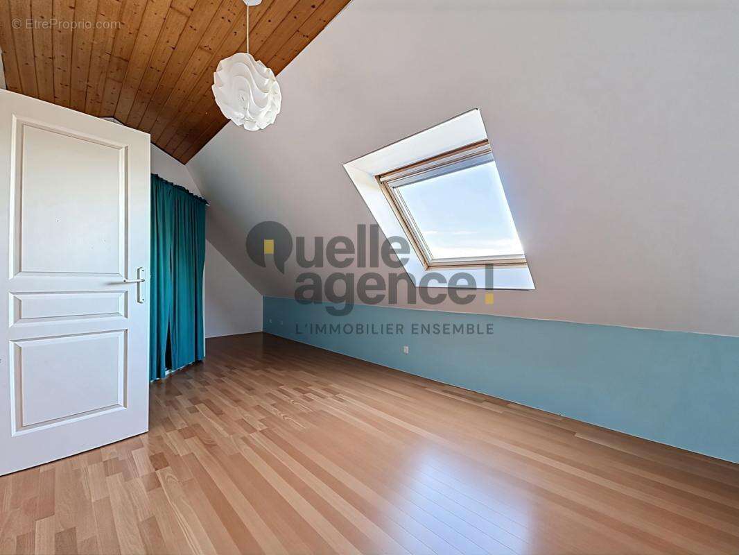 Maison à PLOUGUERNEAU