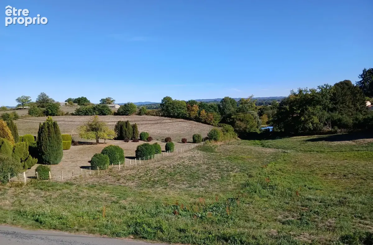 A 20 mn de limoges, cette bâtisse de 140m2 offre charme & confort sur 2500m2 - photo 3