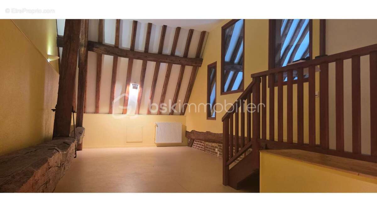 Maison à INCARVILLE