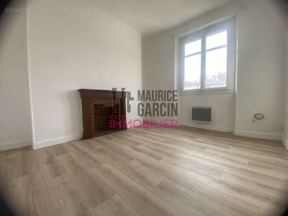 Chambre1 - Appartement à AVIGNON