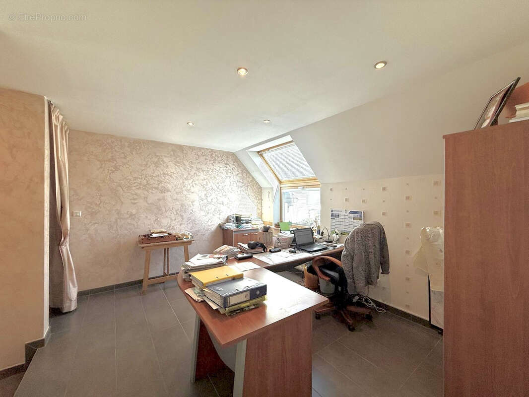 Berstett - L’esprit maison dans une petite copropriété   5 pièces de 141,63 m2 avec jardin, terrasse, garage - photo 15