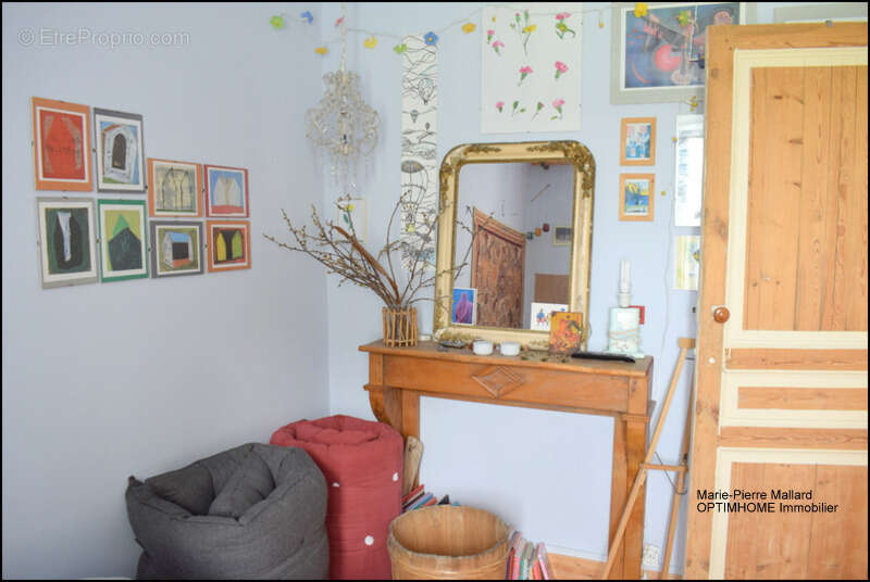 Maison à SAINT-PIERRE-BELLEVUE