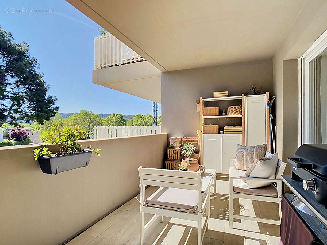 Appartement à VITROLLES