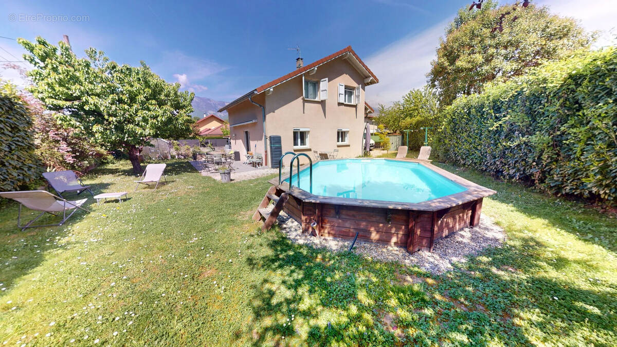 Maison à VILLARD-BONNOT