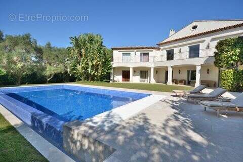 Maison à ANTIBES