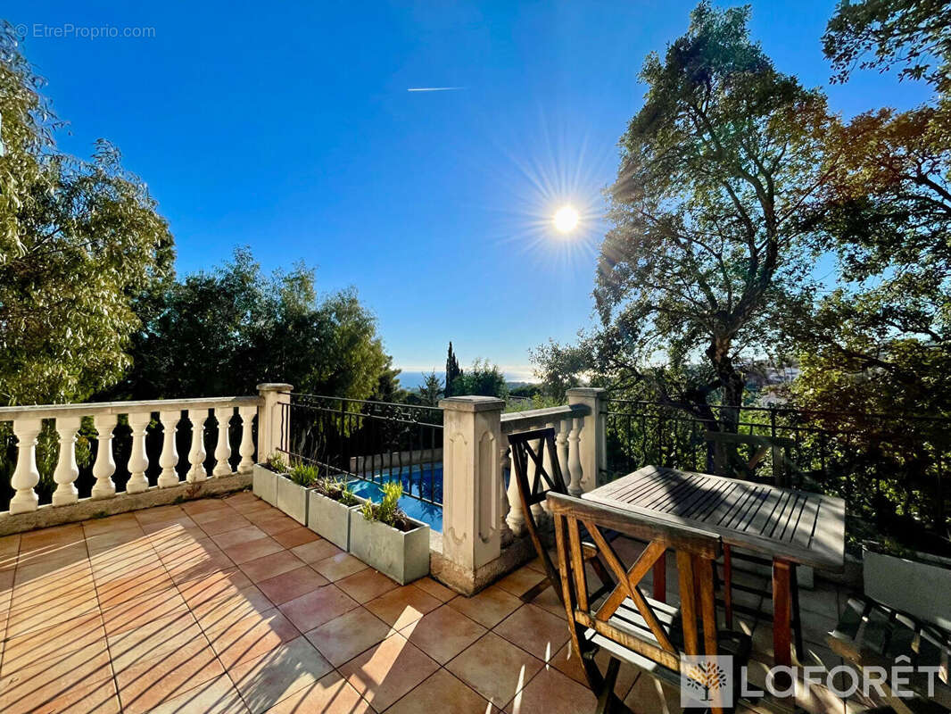 Maison à FREJUS