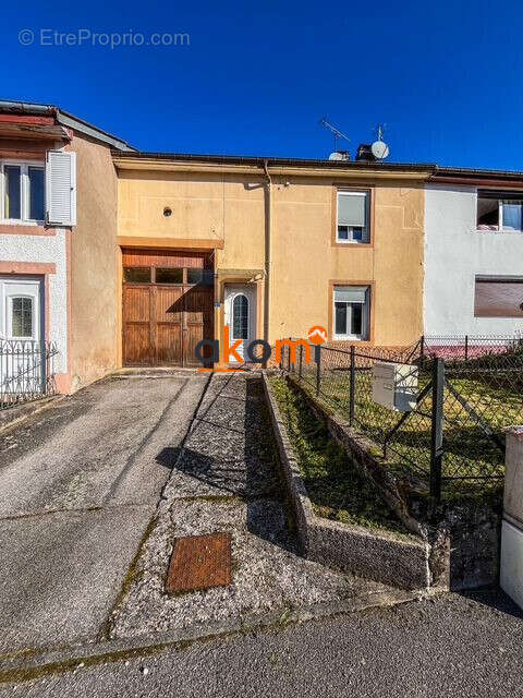 Maison à CELLES-SUR-PLAINE