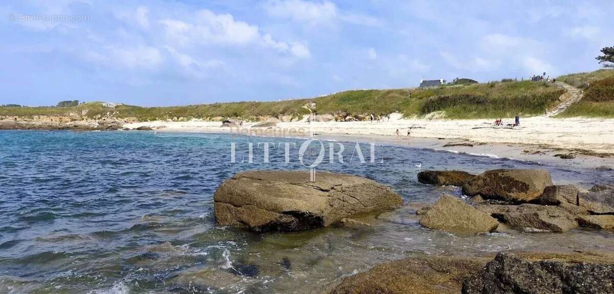 Maison à LAMPAUL-PLOUARZEL