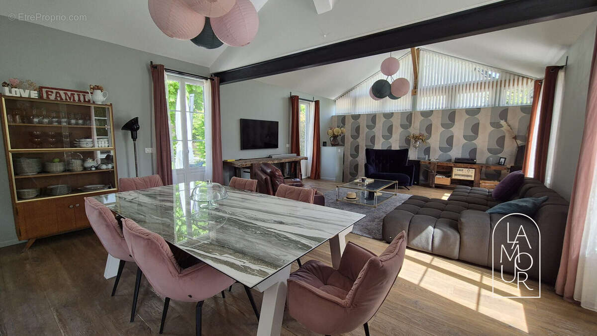 Maison à MESSIGNY-ET-VANTOUX