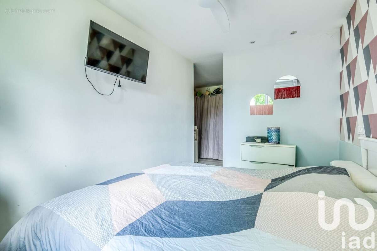 Photo 9 - Appartement à LIVRY-GARGAN