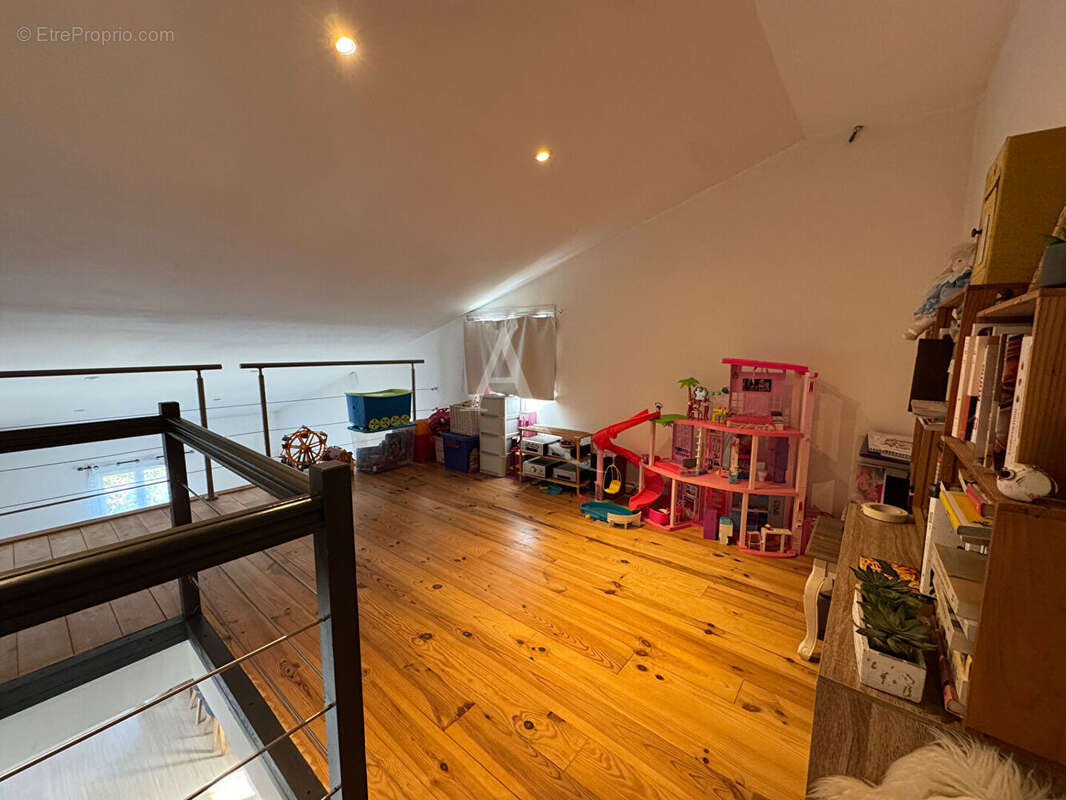Spacieuse maison familiale de 146 m² à Cournanel - photo 10