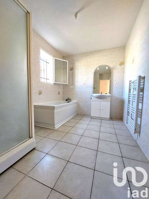 Photo 9 - Maison à GENSAC