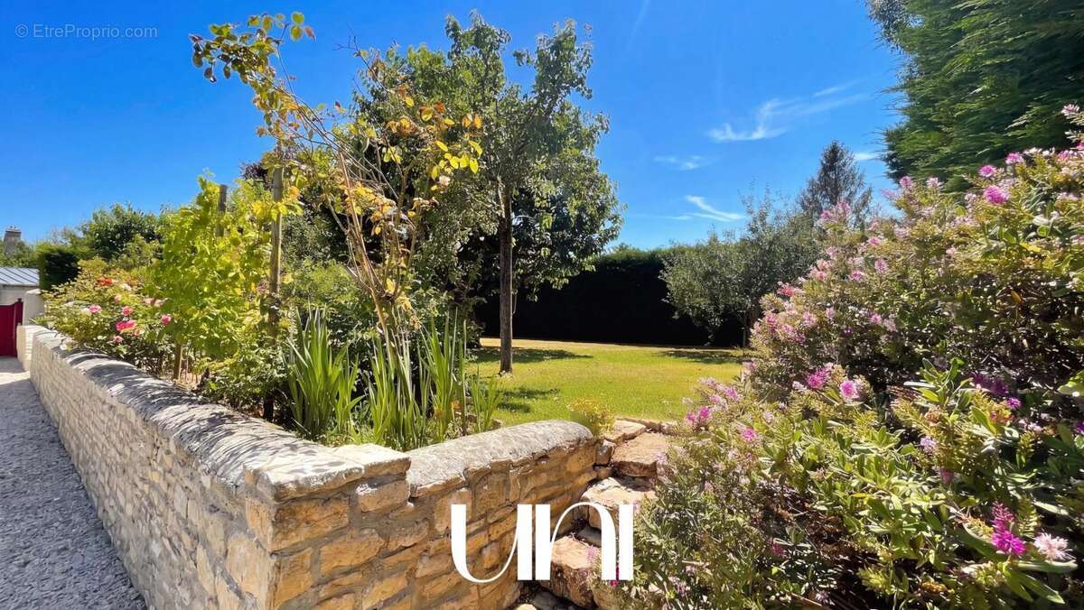 Maison 7 pièces de 264m2 avec jardin clos - Mathieu - photo 15
