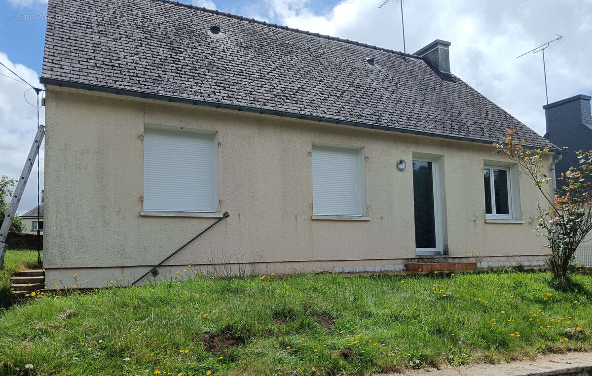 Maison à SEGLIEN