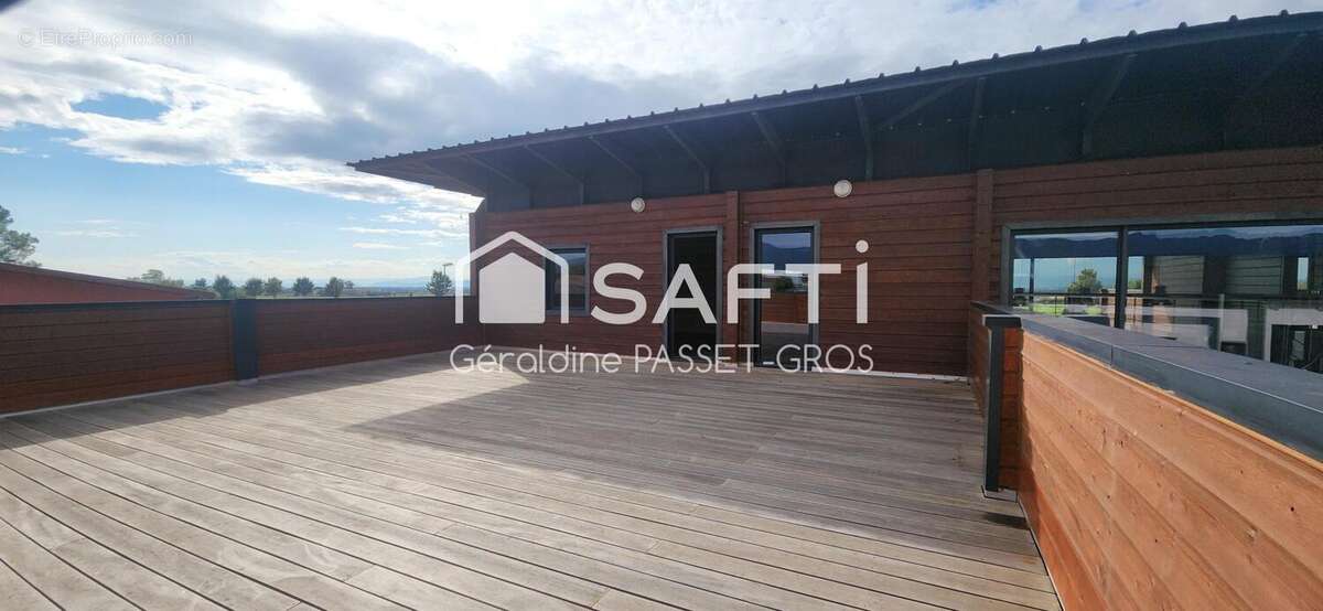 Photo 7 - Commerce à MONTELIER