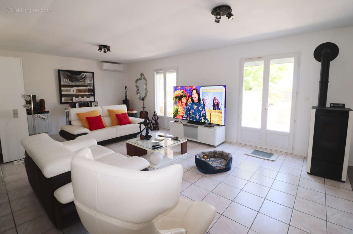 Maison à MESCHERS-SUR-GIRONDE