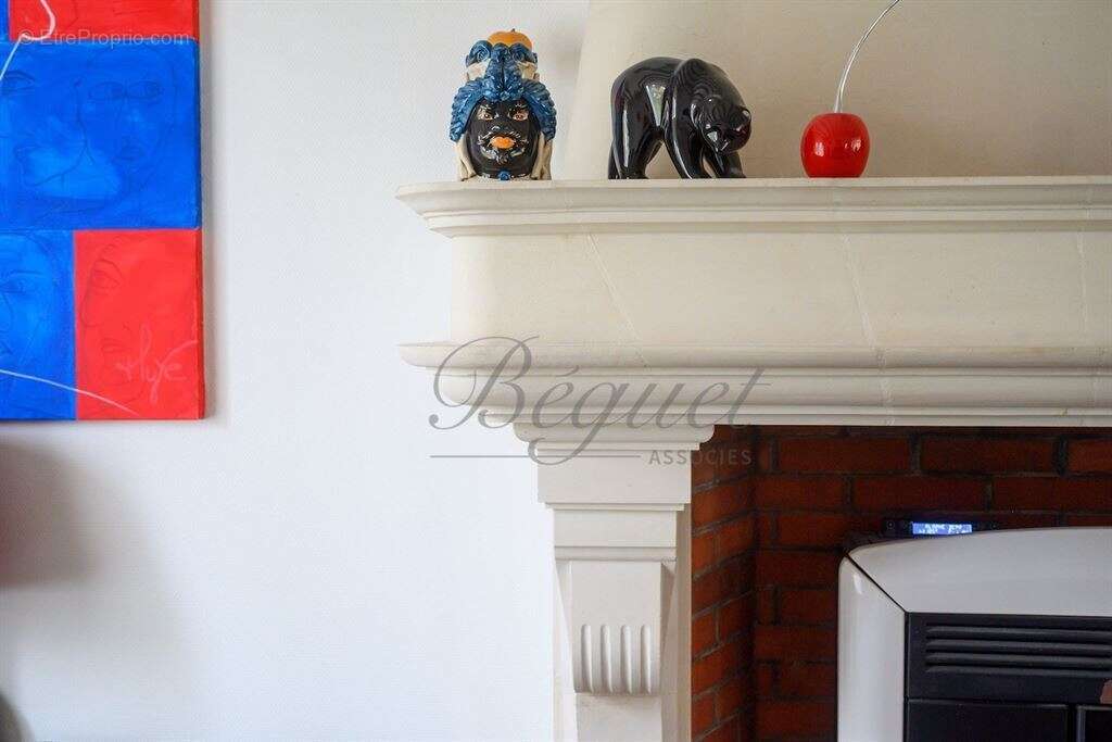 Maison à CRAVANT-LES-COTEAUX