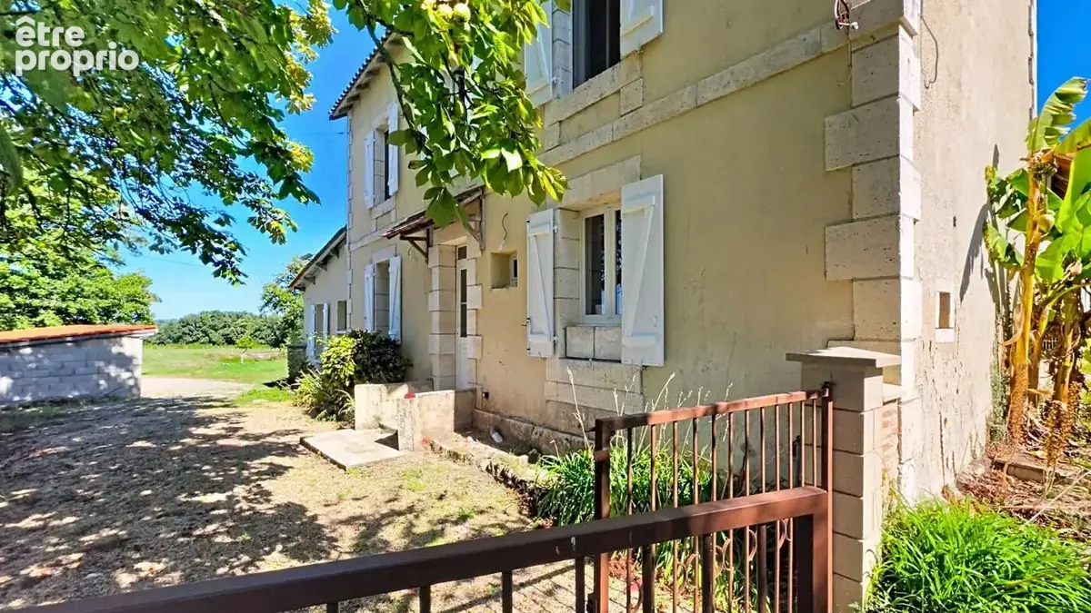 Maison à SAINT-LAURENT-DES-HOMMES