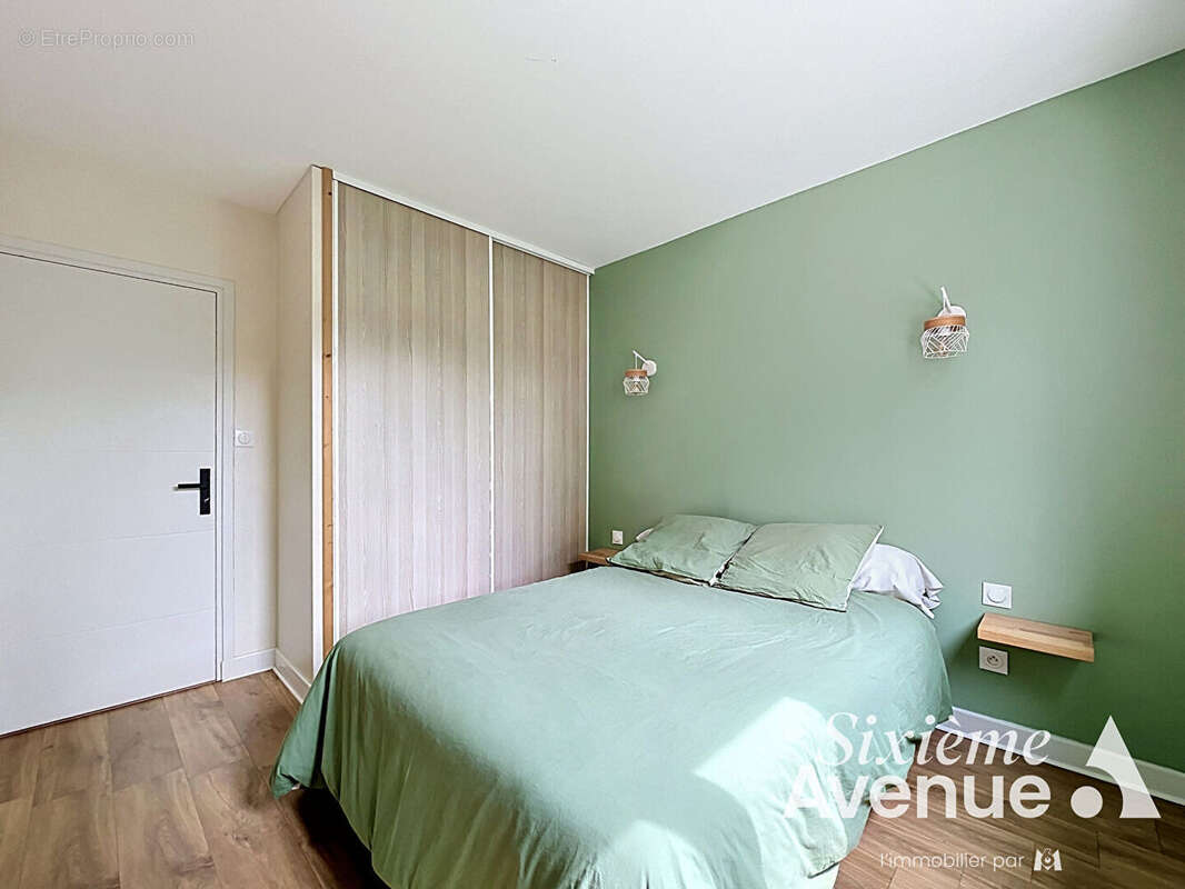 Appartement à BRON
