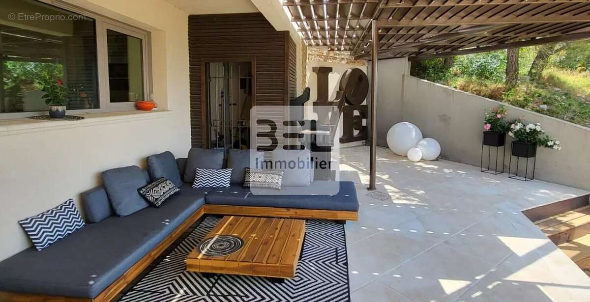 Maison à VILLENEUVE-LES-AVIGNON