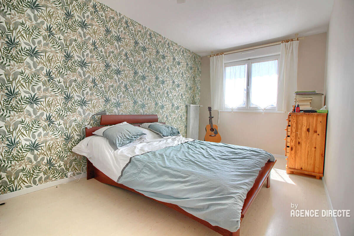 Appartement Rennes T6 - 102 m2 - Dernier étage avec balcon - cave et place de parking ! - photo 10