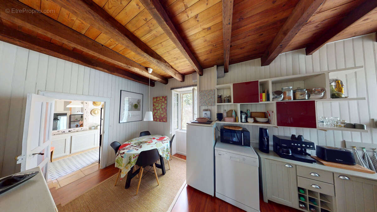 Maison à CASTANET