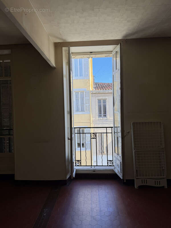 Appartement à MARSEILLE-5E