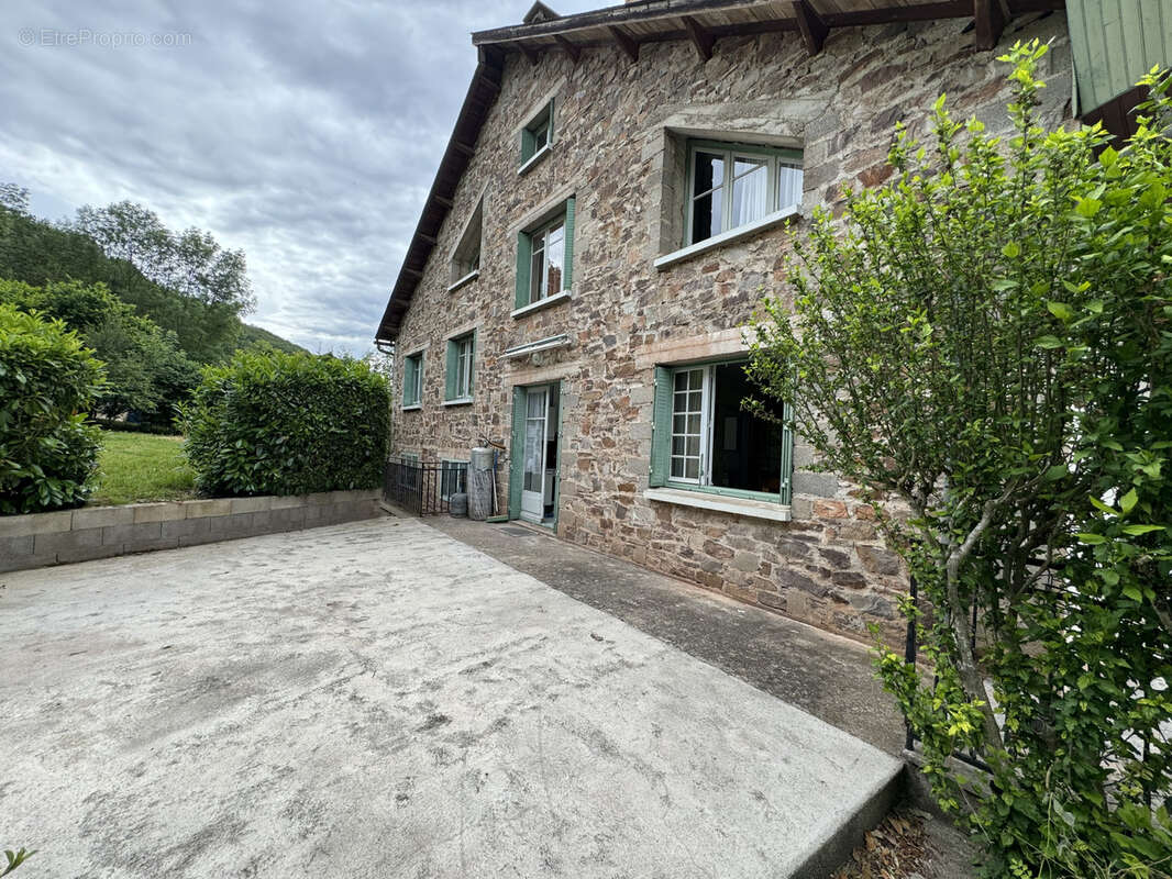 Maison à SAINT-AFFRIQUE