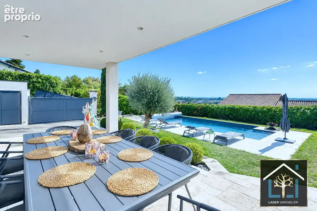 Maison avec piscine et vue panoramique hauteur de la boisse - photo 3