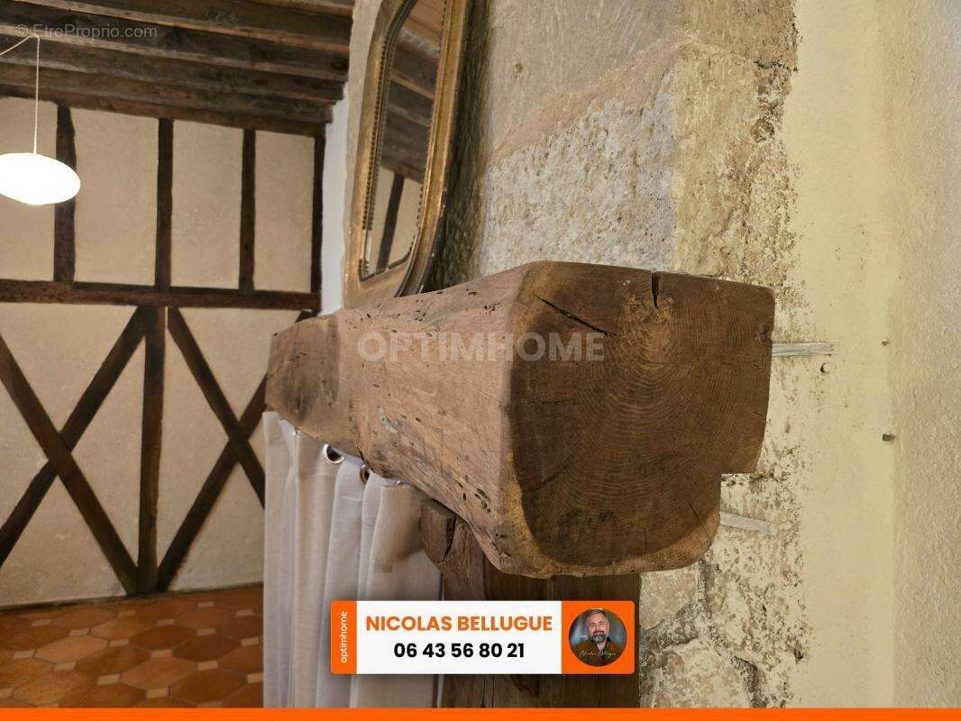 Maison de caractère rénovée au cœur d’un village historique - photo 10