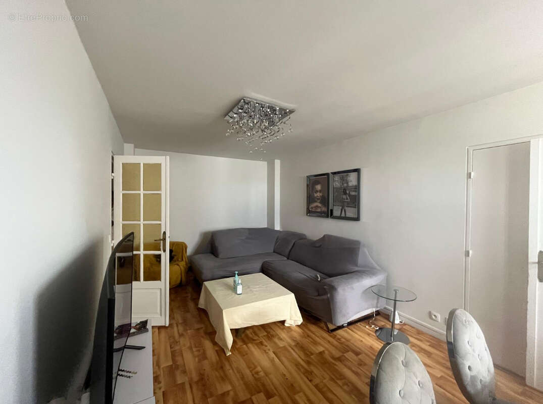 Appartement à COLOMBES