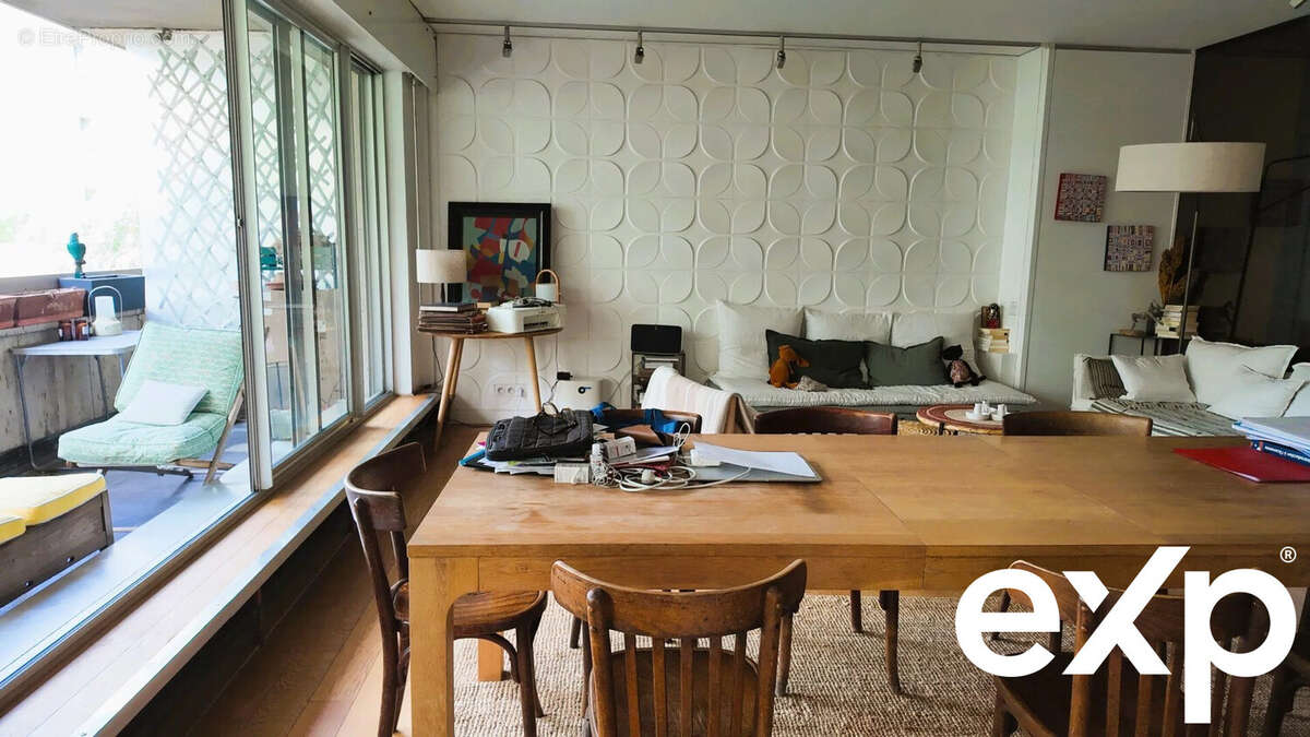 Appartement à PARIS-15E