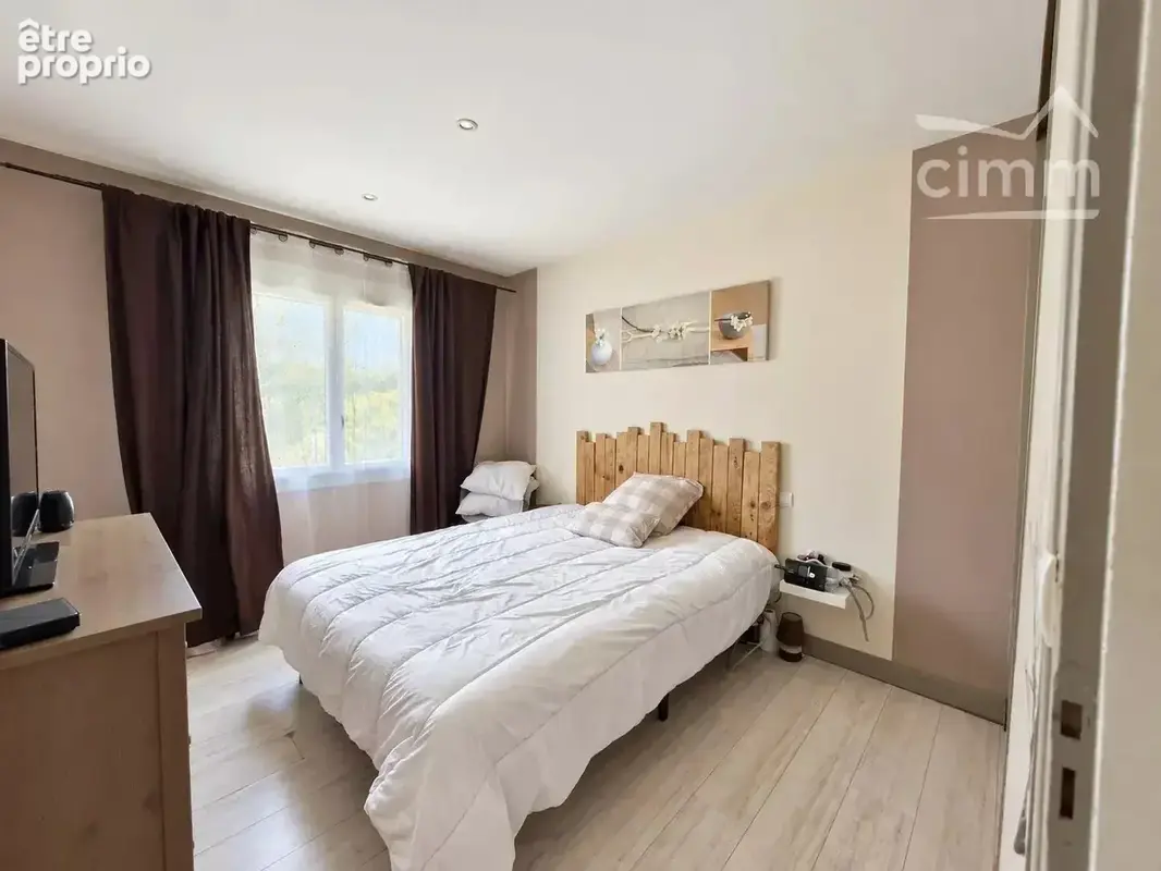 Maison T4 avec Piscine à Montguyon (17) - photo 6