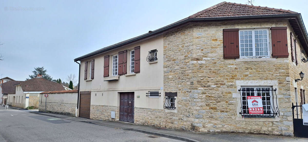 Maison à BOURG-EN-BRESSE