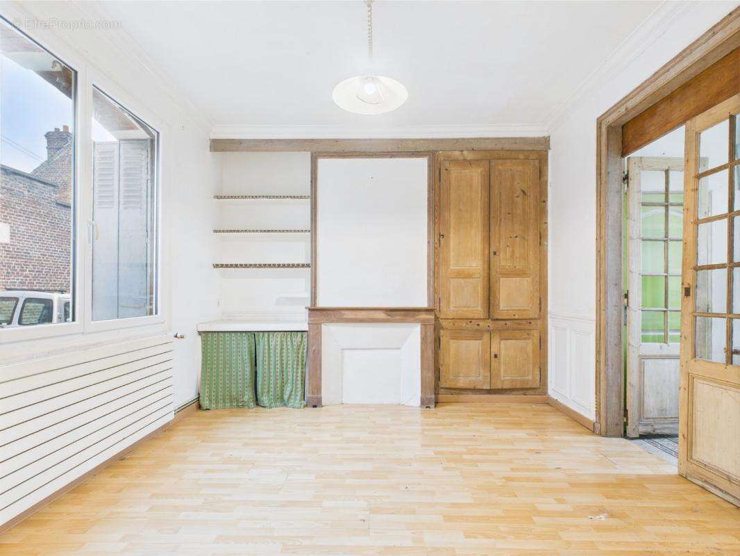 Maison à MONTDIDIER