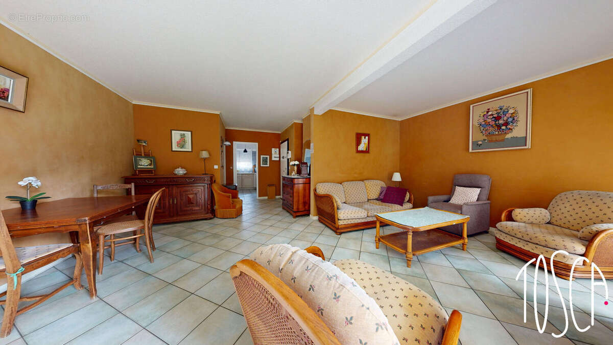 Appartement à THIAIS