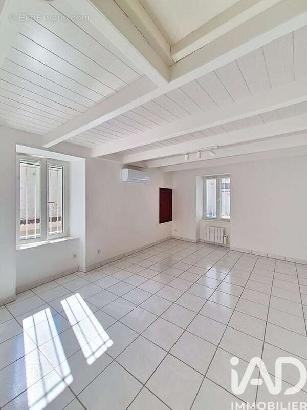 Photo 2 - Maison à NUAILLE-D'AUNIS