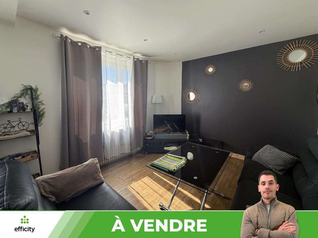 Maison à CIVRAY