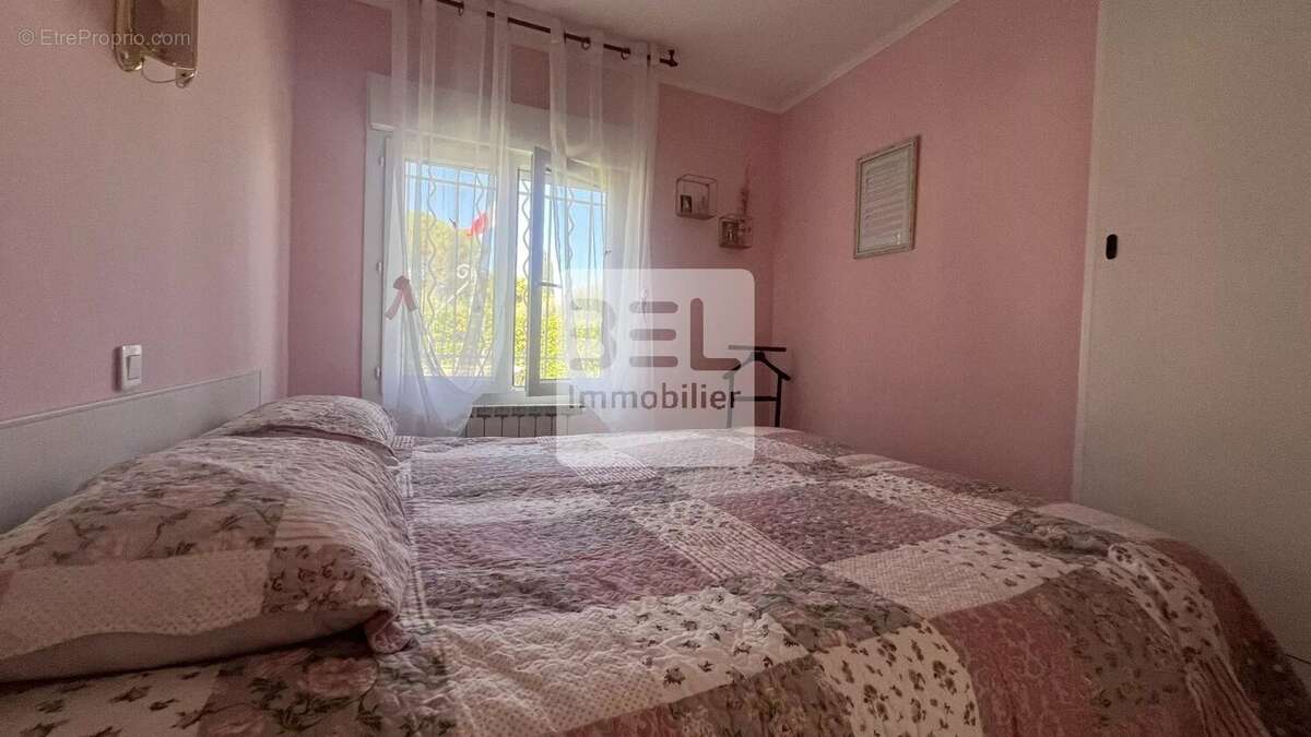 Maison à PONT-SAINT-ESPRIT