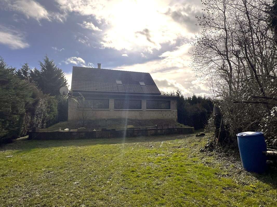 Maison à POUILLY-SUR-SAONE