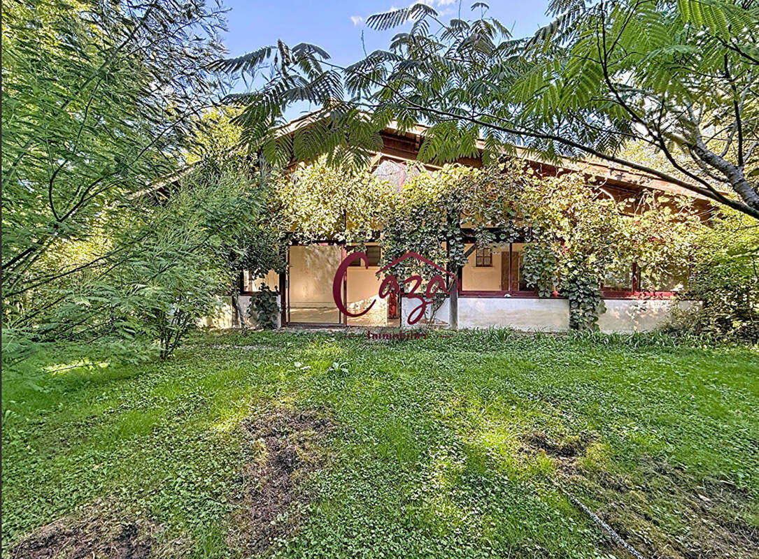 Maison à FARGUES-SAINT-HILAIRE