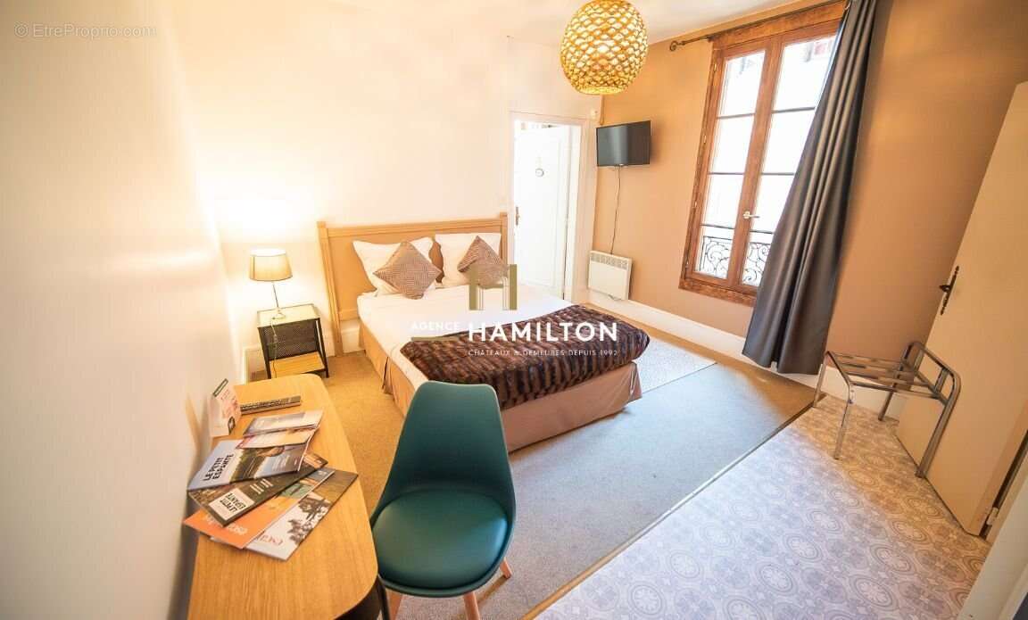 Maison à CORDES-SUR-CIEL