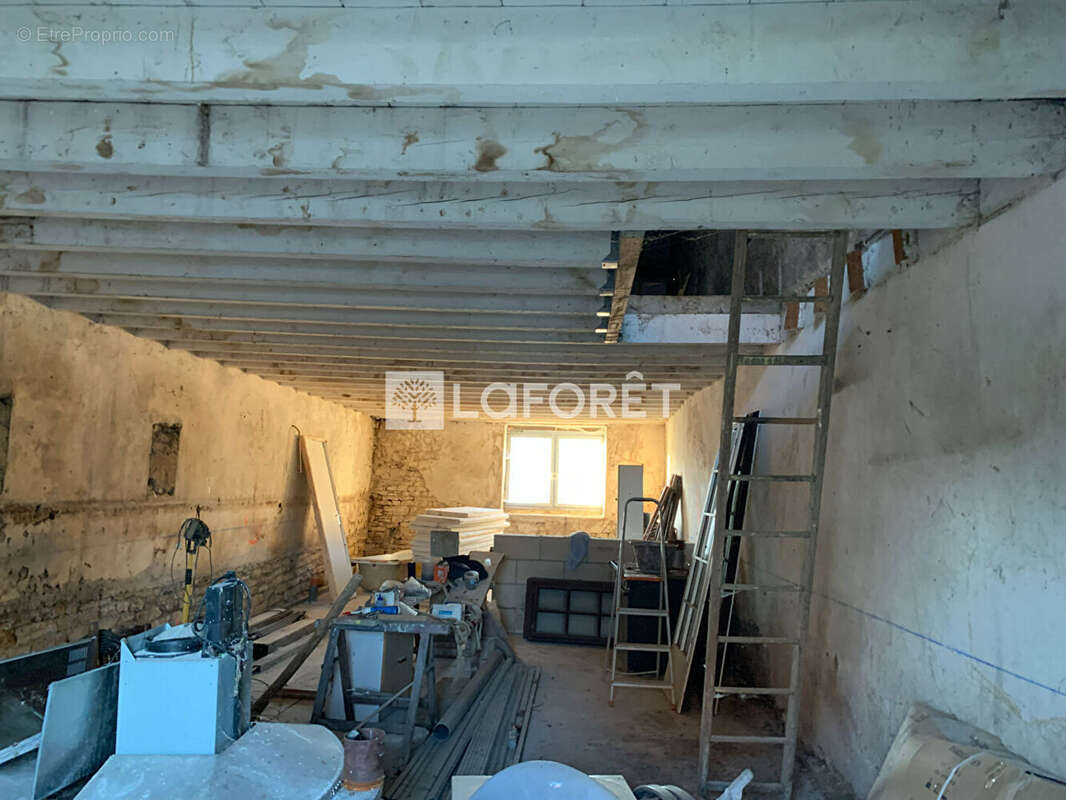 Maison à LONS-LE-SAUNIER