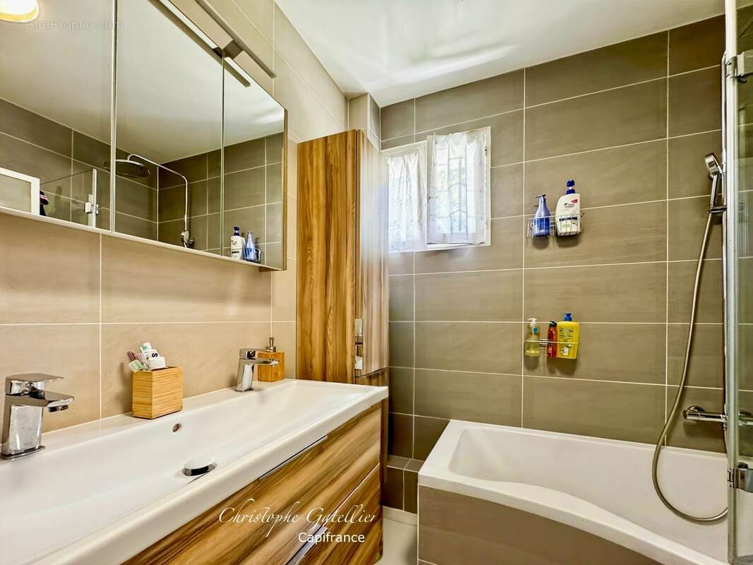 Sans travaux - 3 chambres - Gare - verdure - photo 11