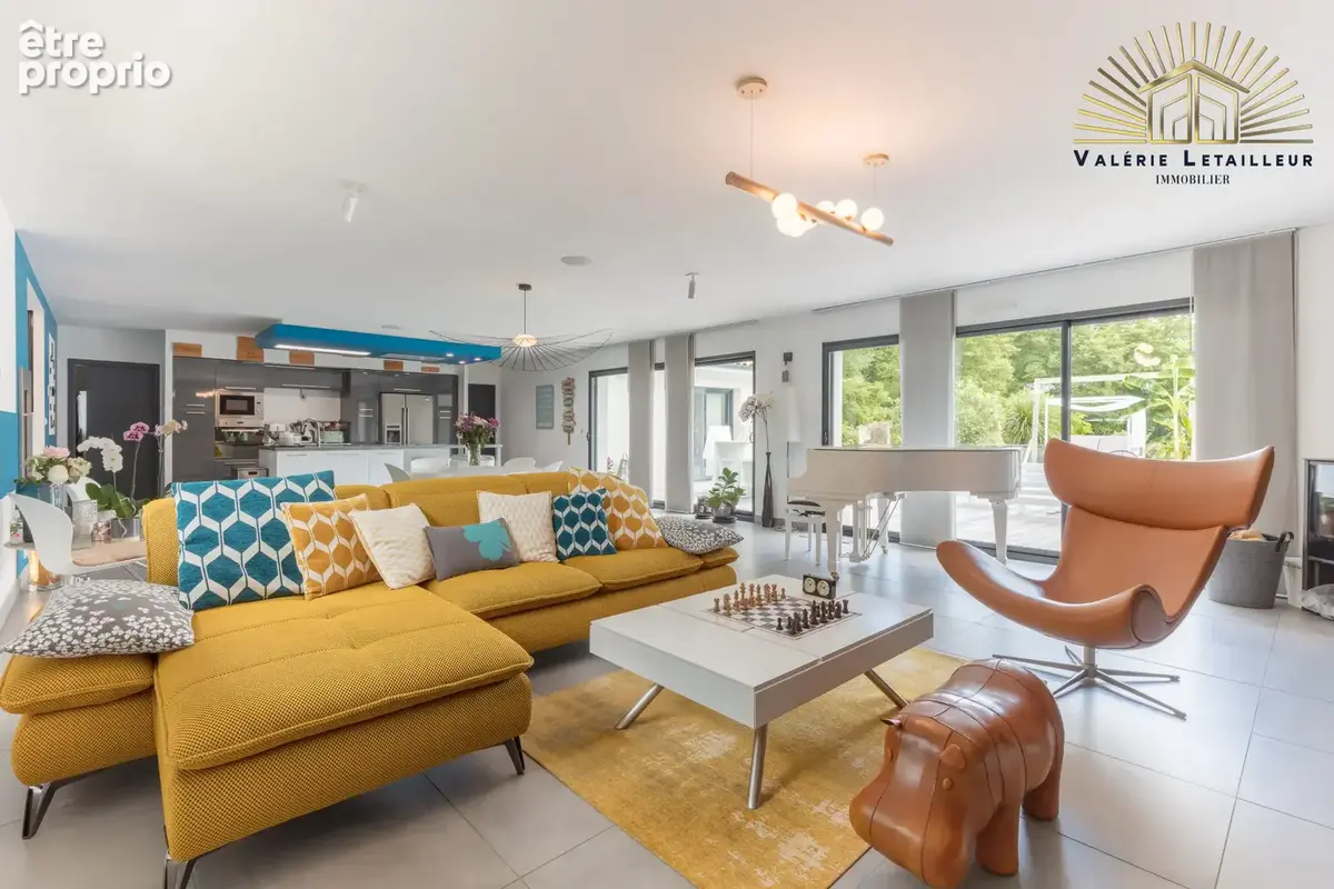 Photo Maison à Montussan au prix de 699 000€
