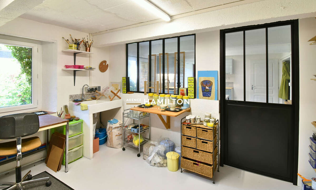 Local commercial avec logement attenant et sous-sol amenage - photo 14